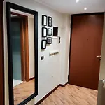 Stylish Boutique Apartment-City Center