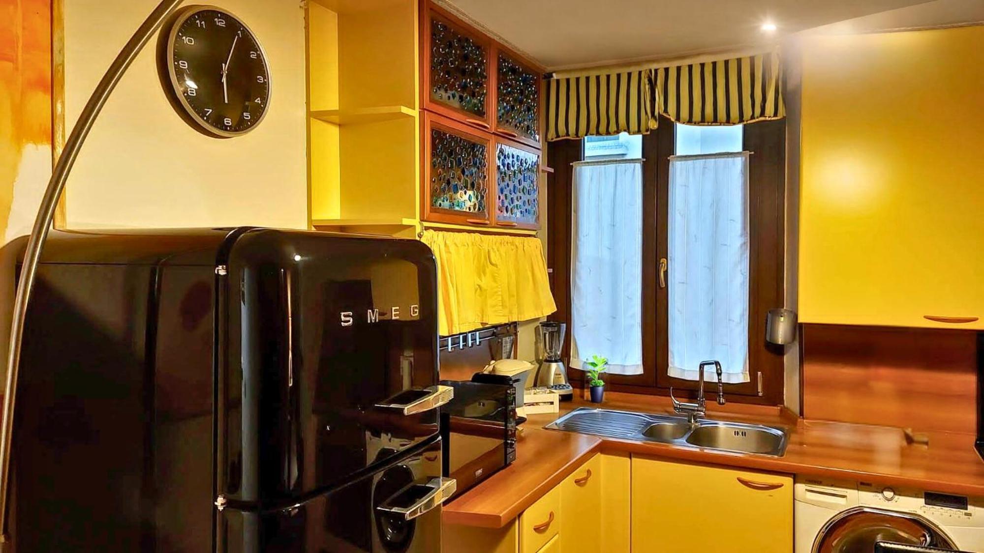 Stylish Boutique Apartment-city Center Appartement